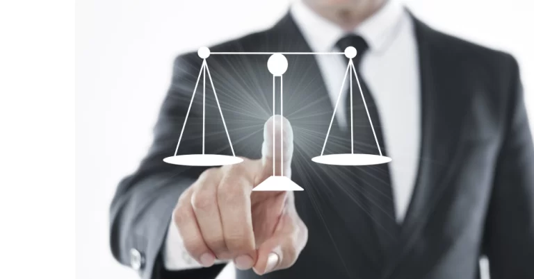 Curso de Direito do IMEI Academy abre vagas com aulas noturnas e foco no mercado jurídico atual